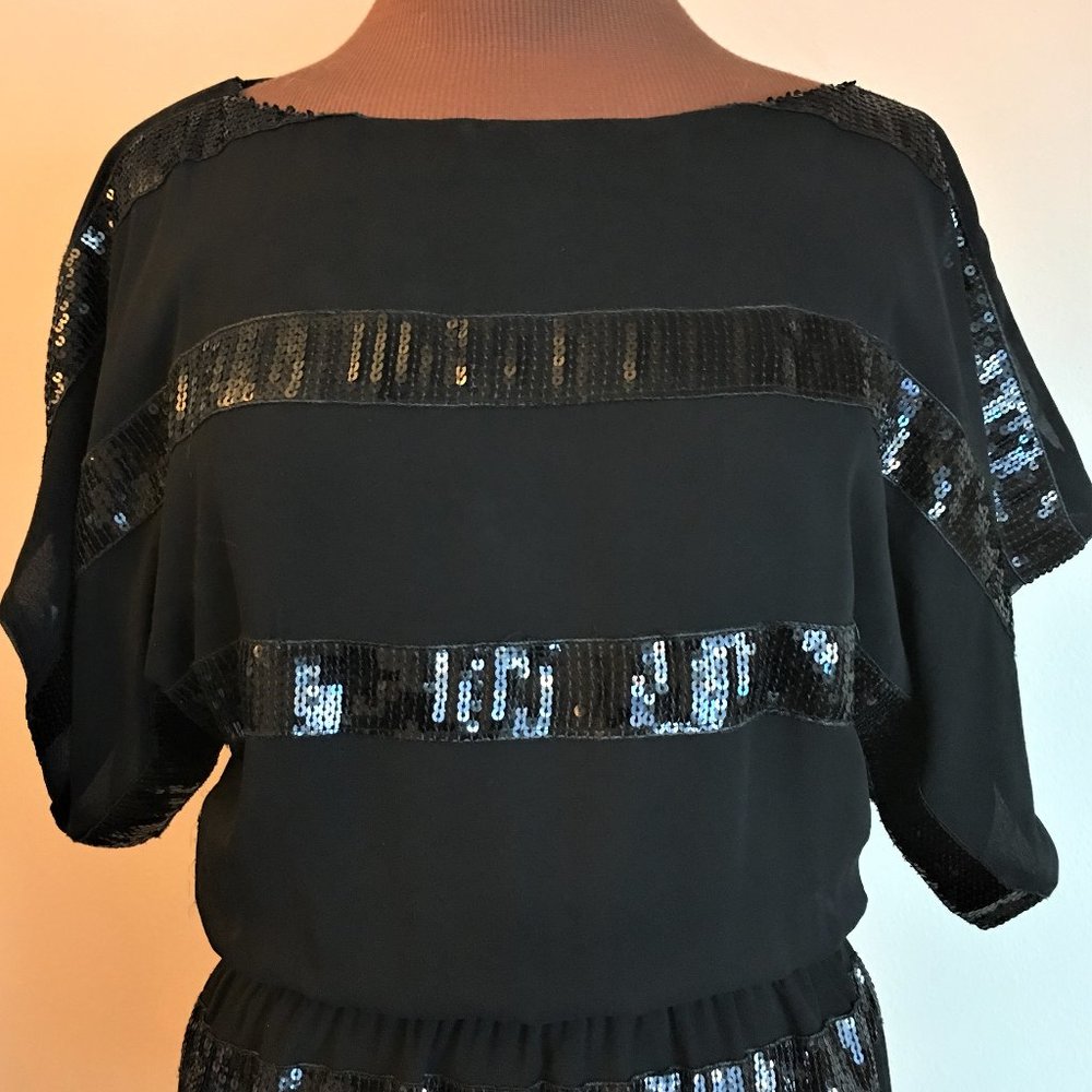 JESSICA SIMPSON Black Sequin Stripe Blouson Dress - Picture 3 of 10